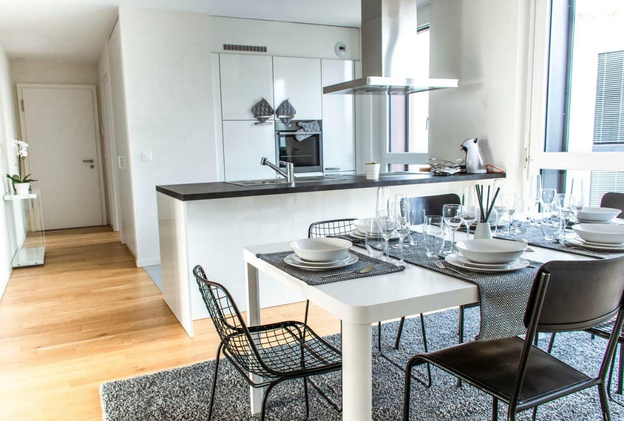 Spacieux Et Moderne 3.5 Pieces A
